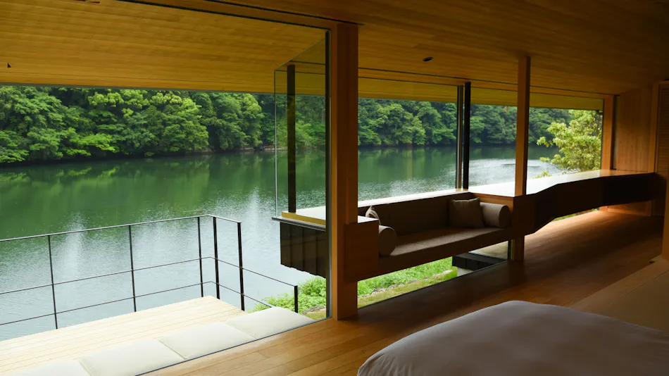 Lakeside Leisure