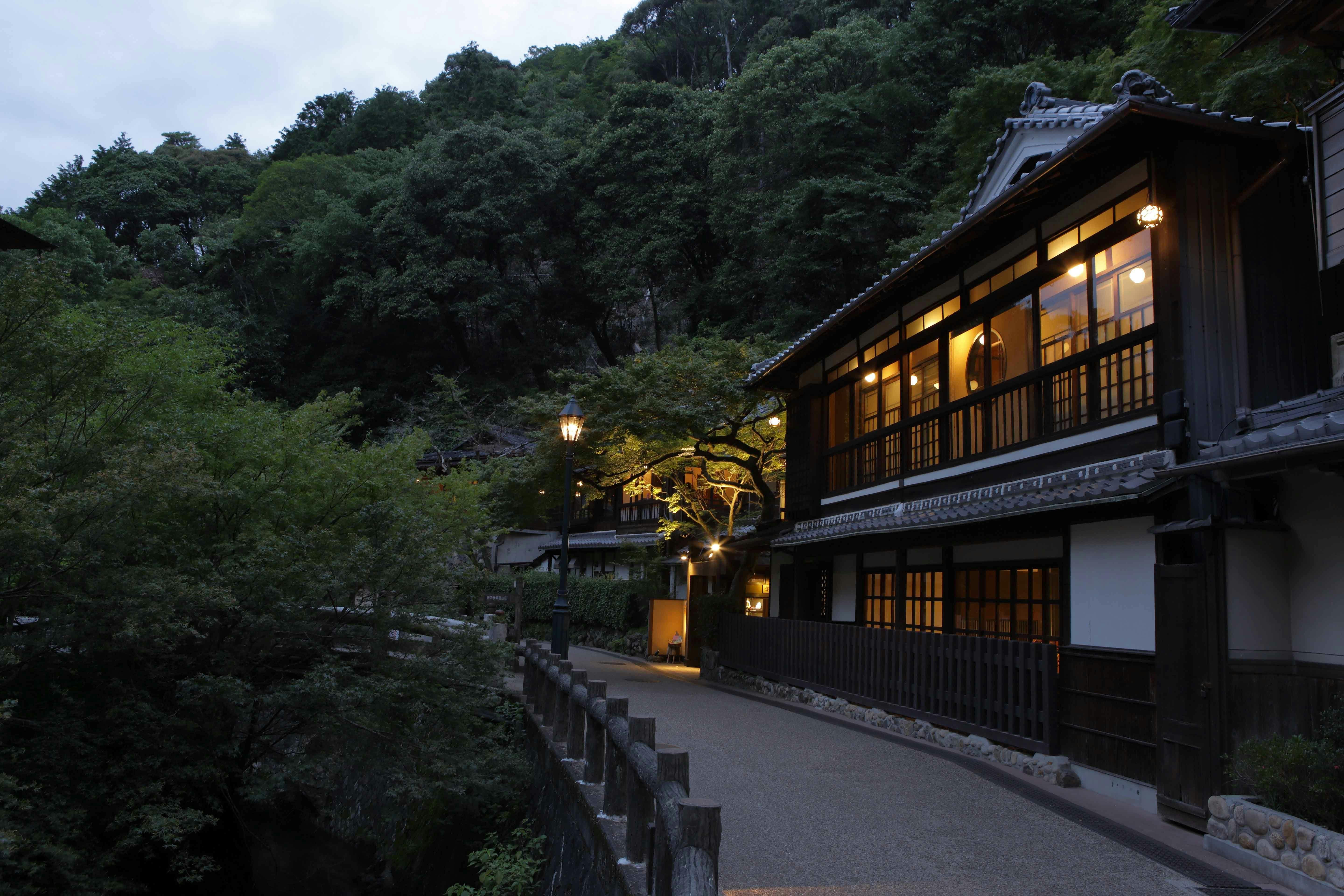 明治の森箕面　音羽山荘