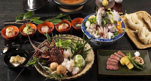 【早期予約35日前でお得】特選!贅沢三昧 伊勢海老、鮑、くえ、五島牛プラン