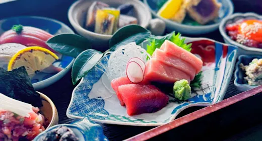 【お気軽:マグロ御膳】長崎県【推し魚】第一号認定上五島産養殖マグロを使用するマグロ御膳