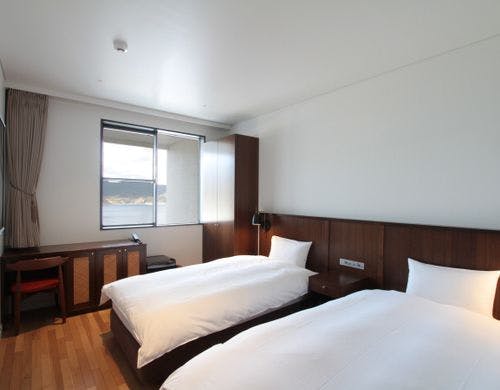 スーペリアタイプのお部屋に備わる水回り。