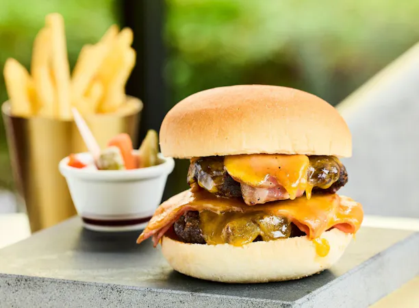 リバーサイドダブルビーフバーガー