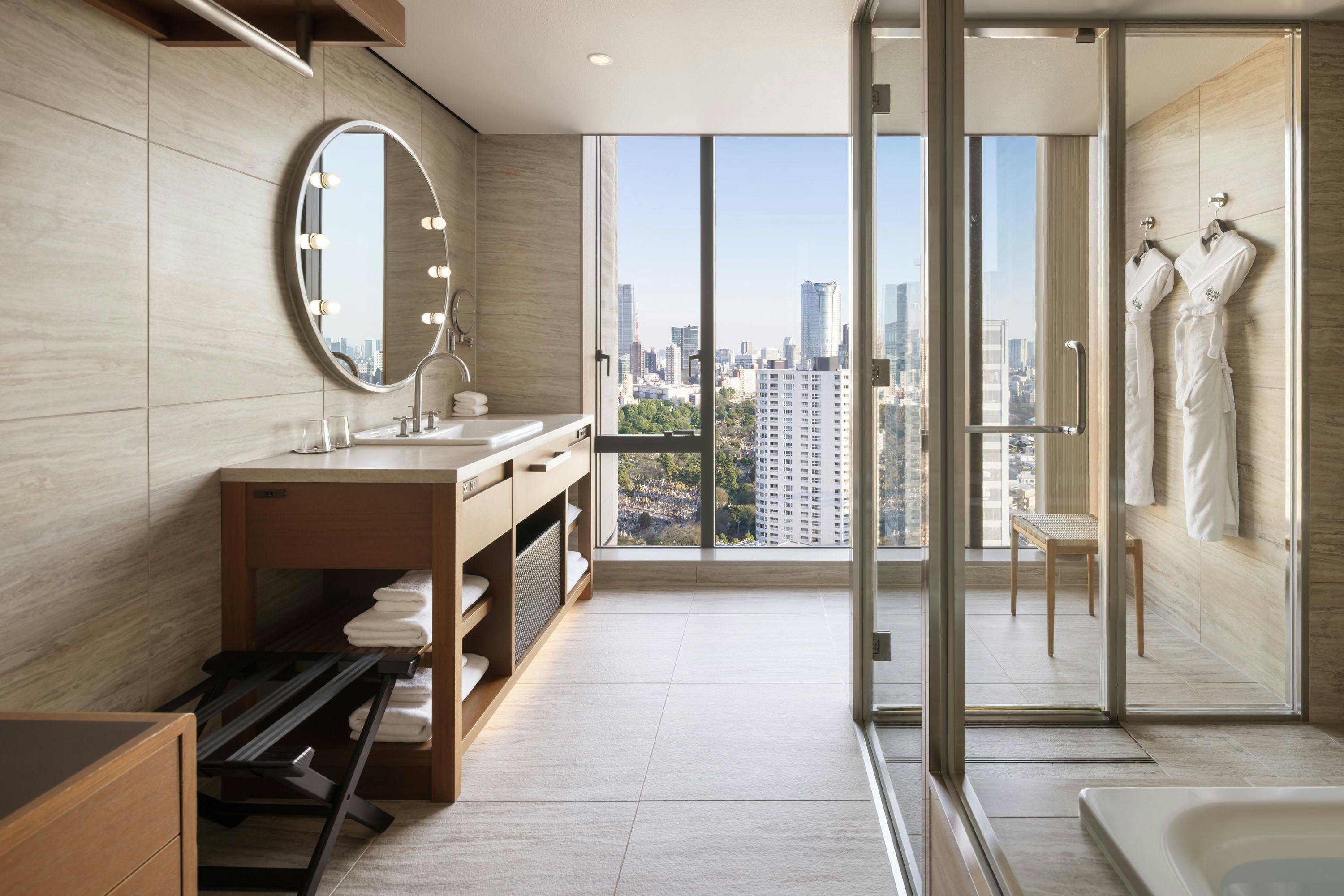 THE AOYAMA GRAND HOTEL