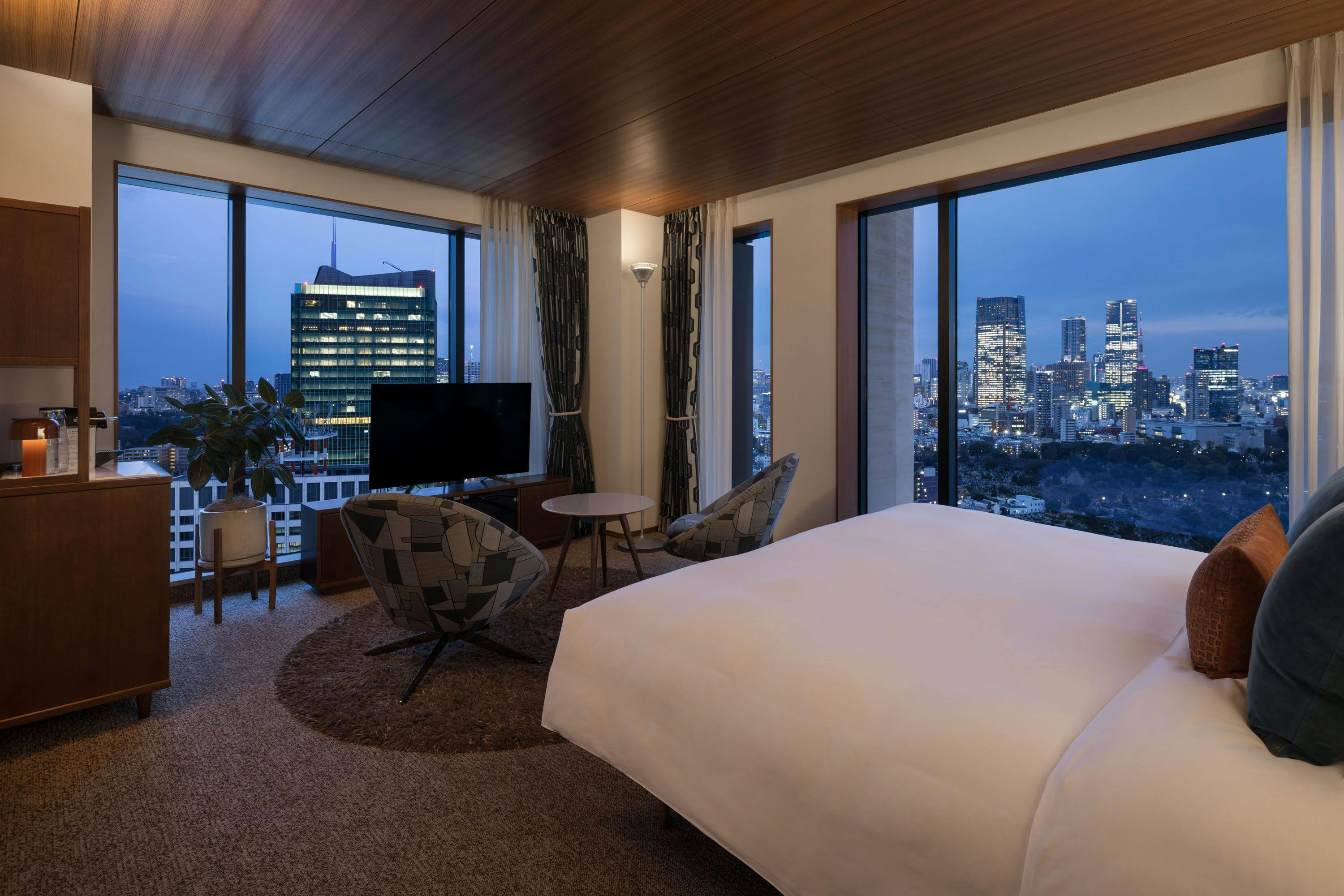 THE AOYAMA GRAND HOTEL