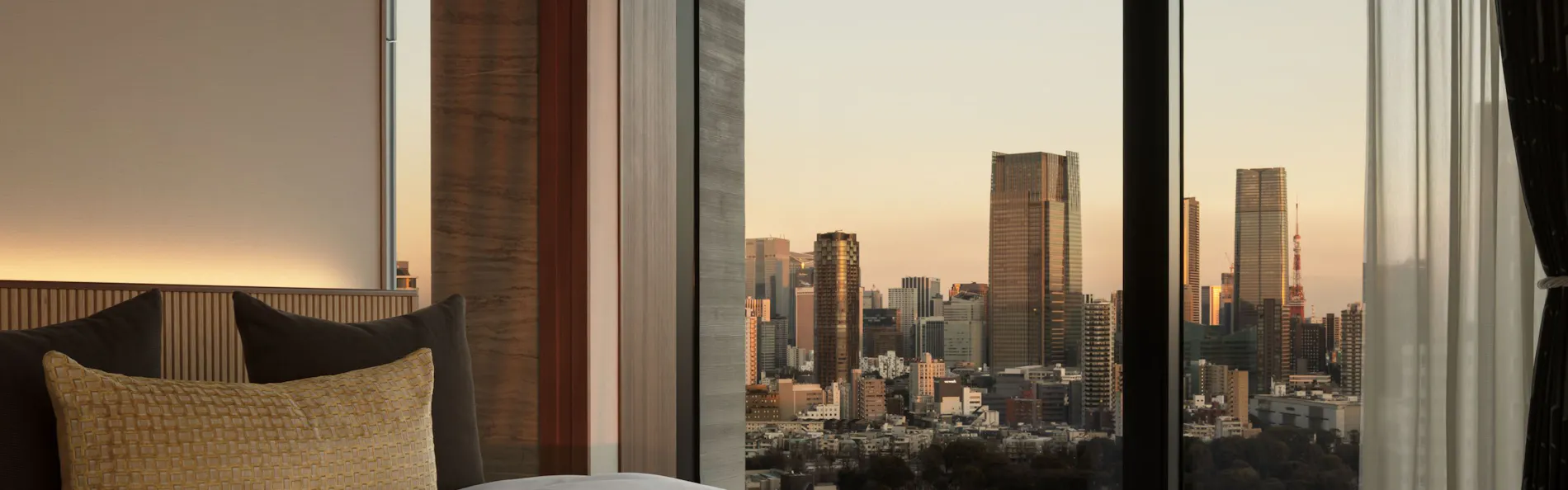 THE AOYAMA GRAND HOTEL