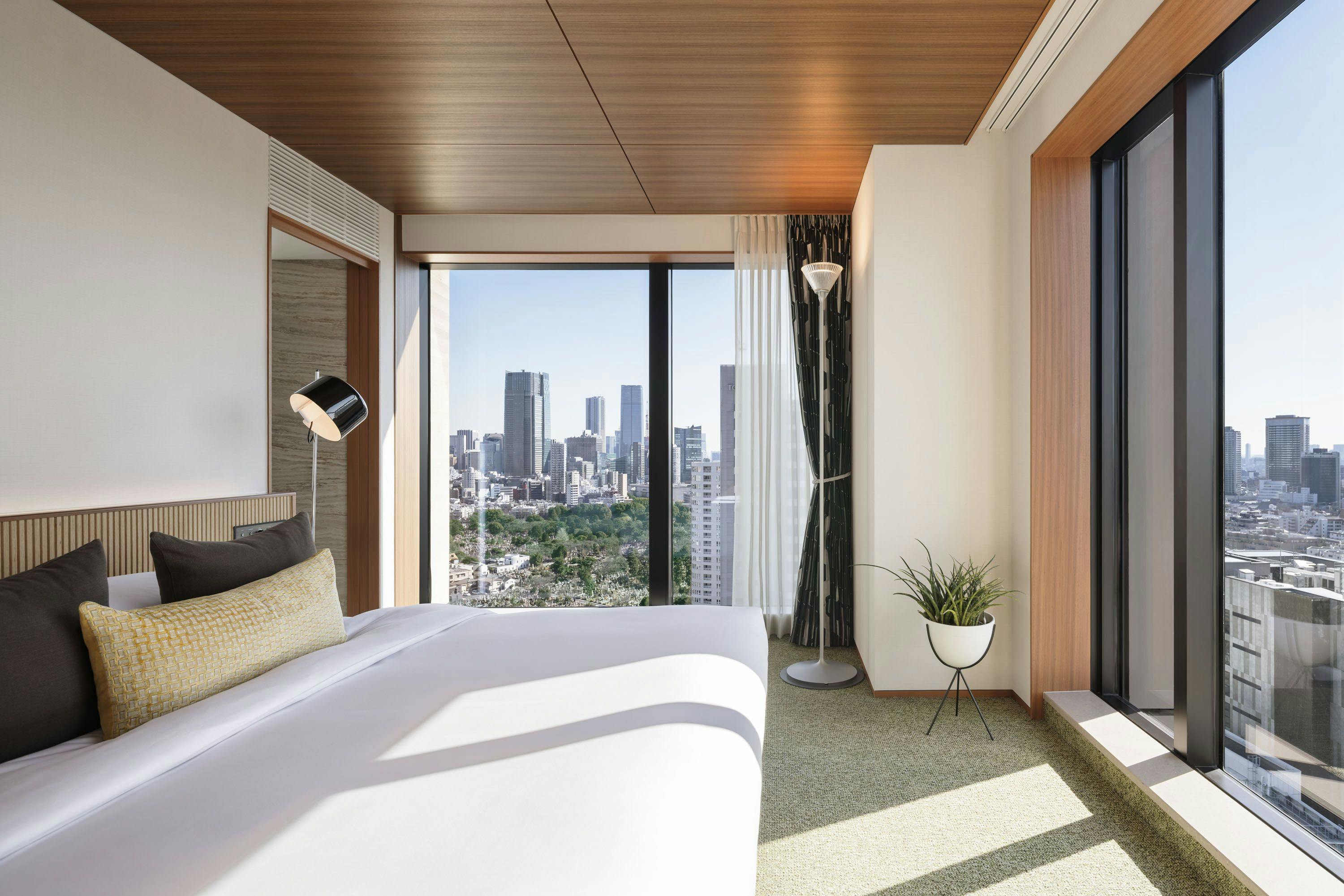 THE AOYAMA GRAND HOTEL