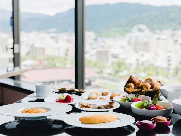 【FAUCHON Stay】最上階のレストランで優雅な朝食を(朝食付き)
