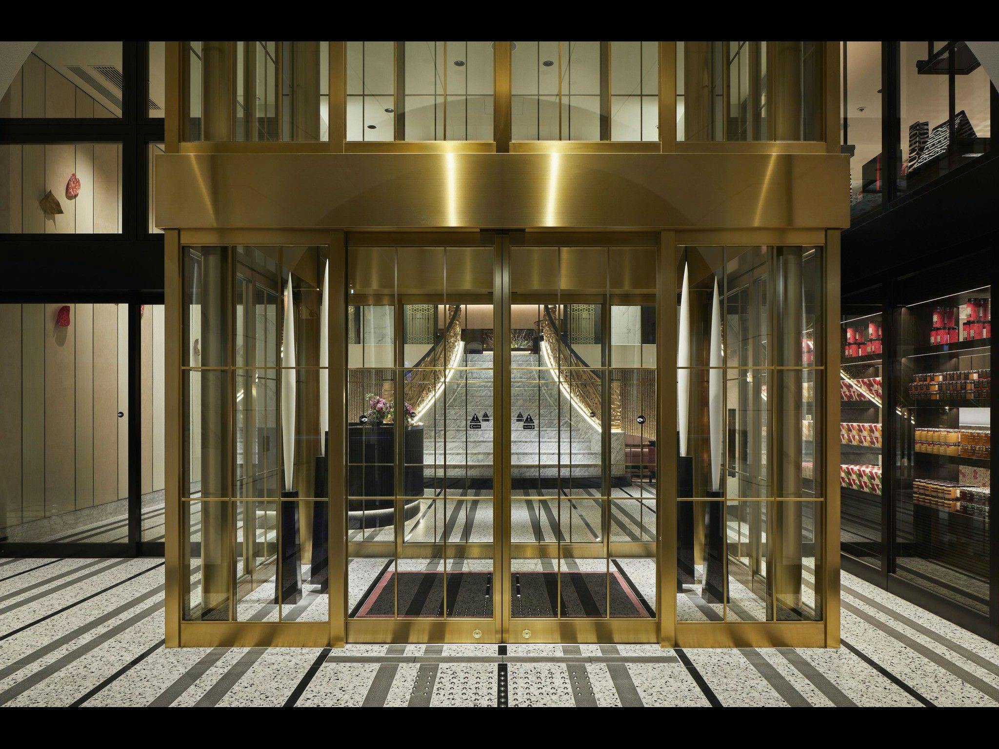 エントランス３