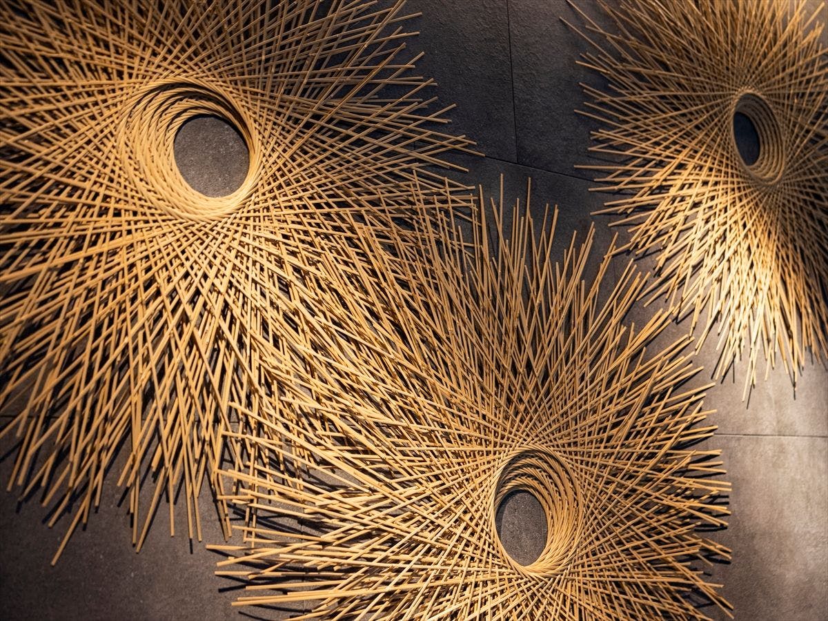 [관내 아트워크/엘리베이터 홀] 호의 중첩.