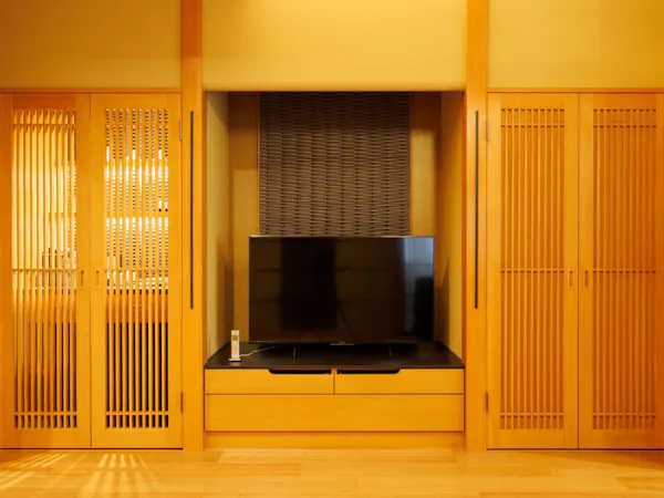 プレミアムスイート洋間