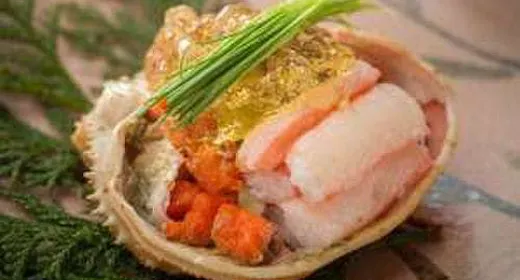 ~冬季限定~香箱蟹の酢の物で彩る華やぎの逸品<加賀懐石・蟹彩>