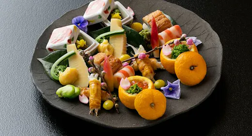 【人気NO1】温泉露天風呂付客室に泊まる~一番人気の華やぎ懐石 お部屋食~