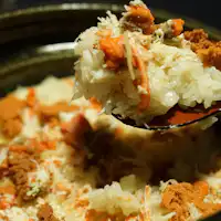 冬の絶品!香箱蟹の土鍋飯