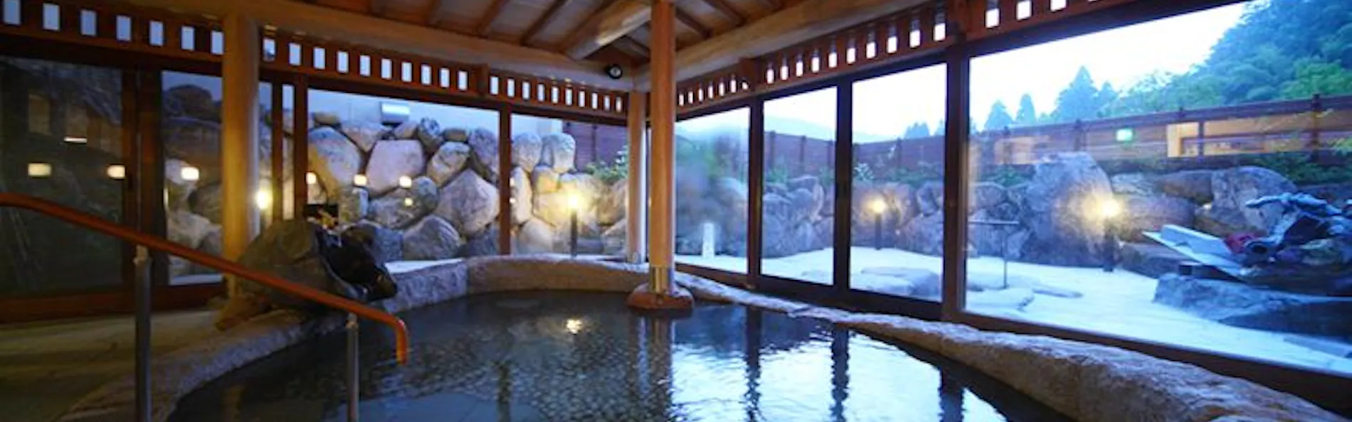 金沢・湯涌温泉 湯の出