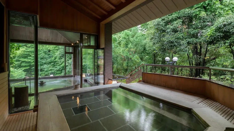 Kanazawa Yuwaku Onsen Yunode