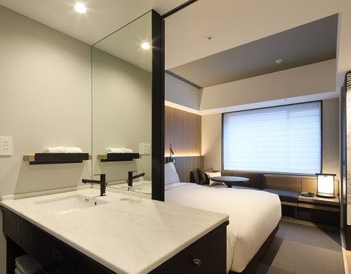 トリビュートルーム〈シャワーブース〉