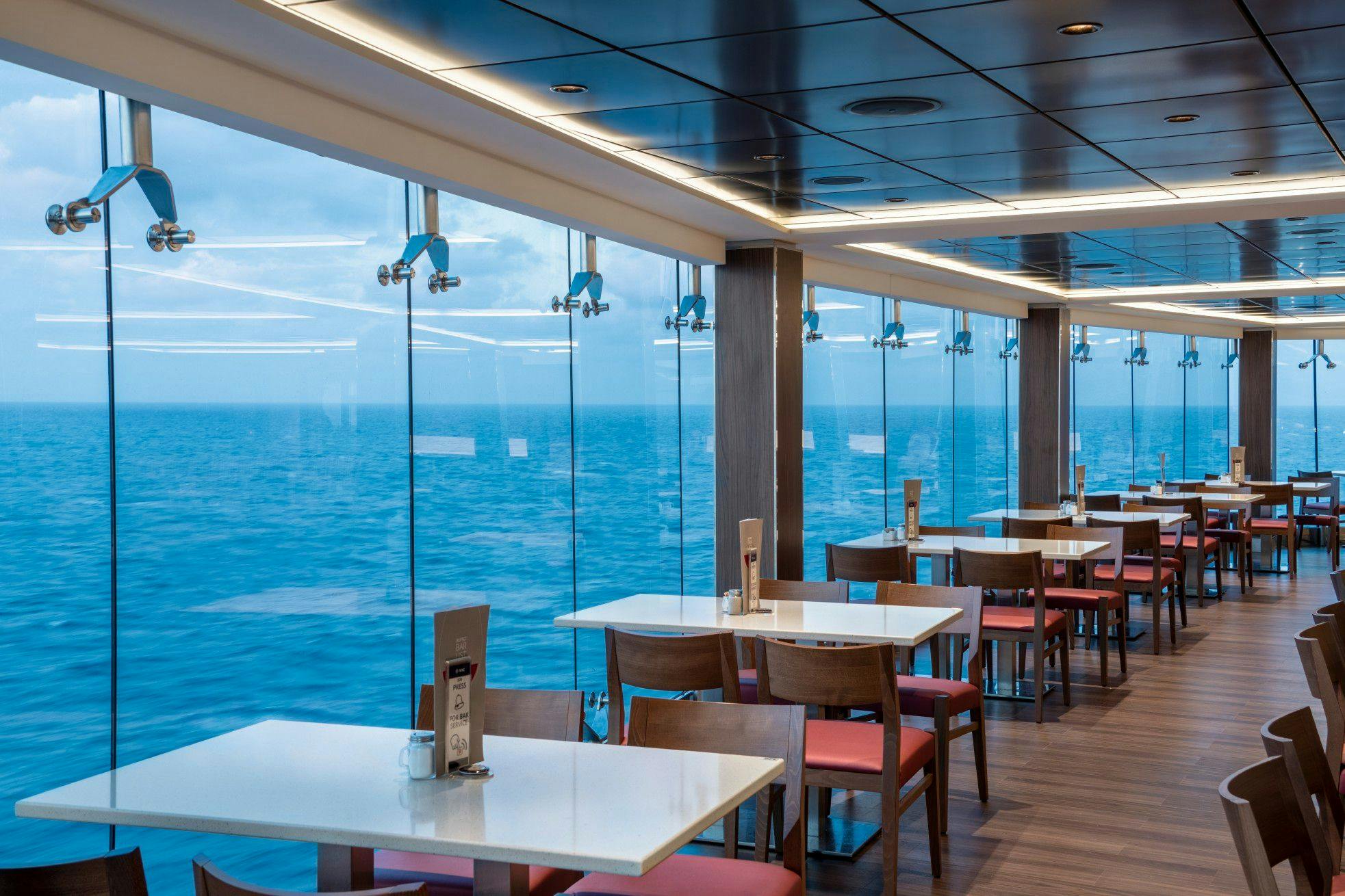 ブッフェレストラン　マーケットプレイス