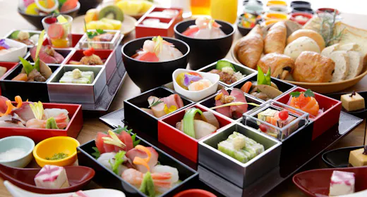 【スタンダード】海鮮ひつまぶしをはじめ約70種類の朝食ビュッフェ!キッズコーナーも充実(朝食付き)