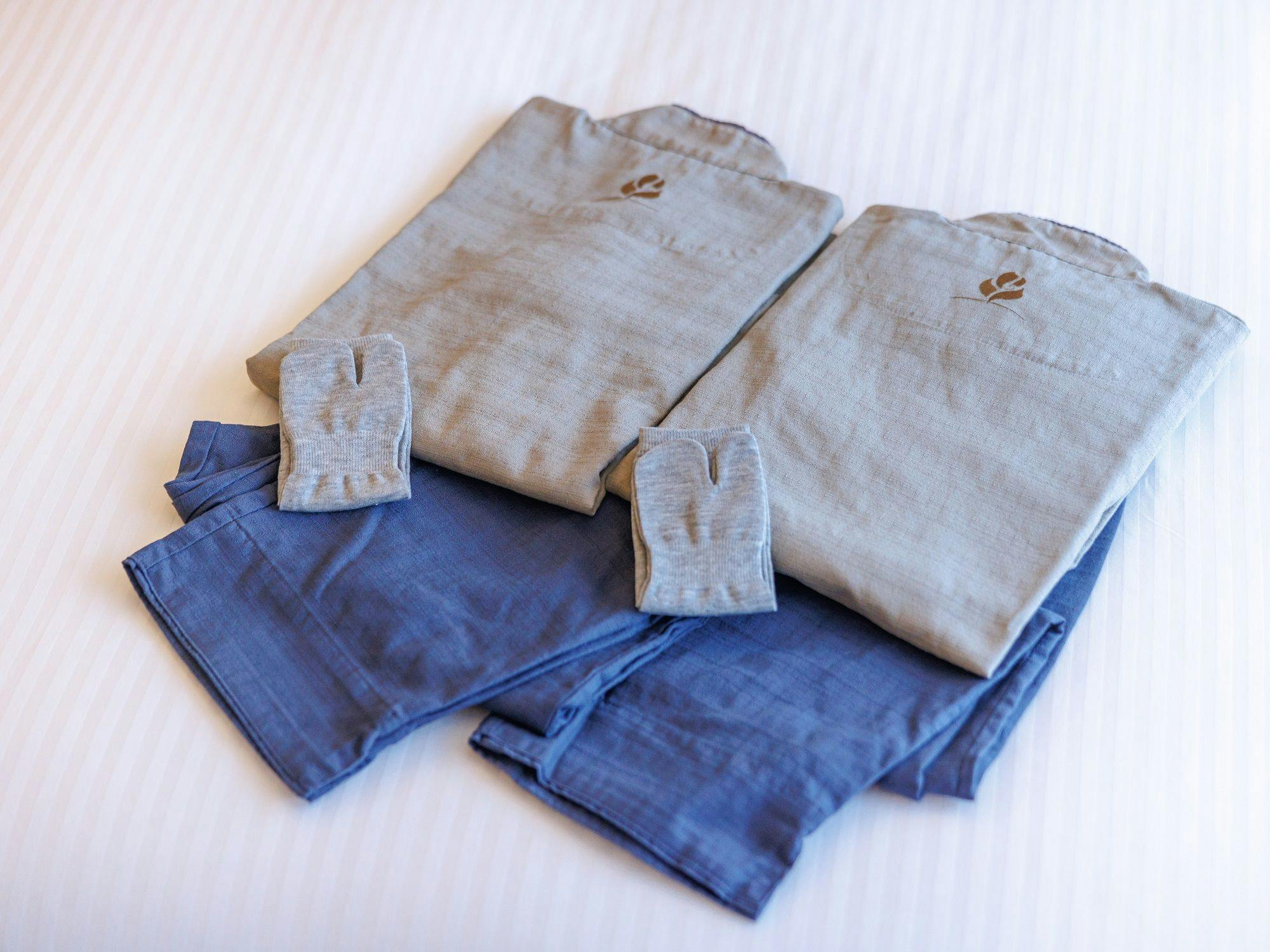 ชุดใส่ในอาคารร่วม