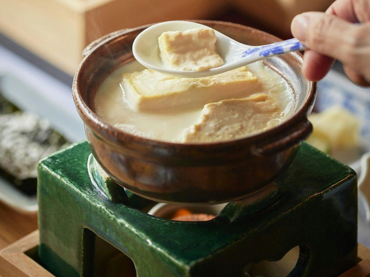 朝食