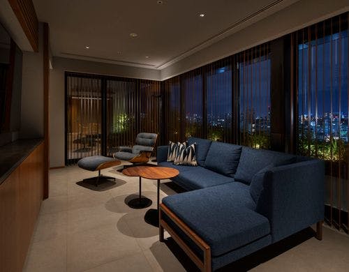 ペントハウススイート（最上階/113平米）