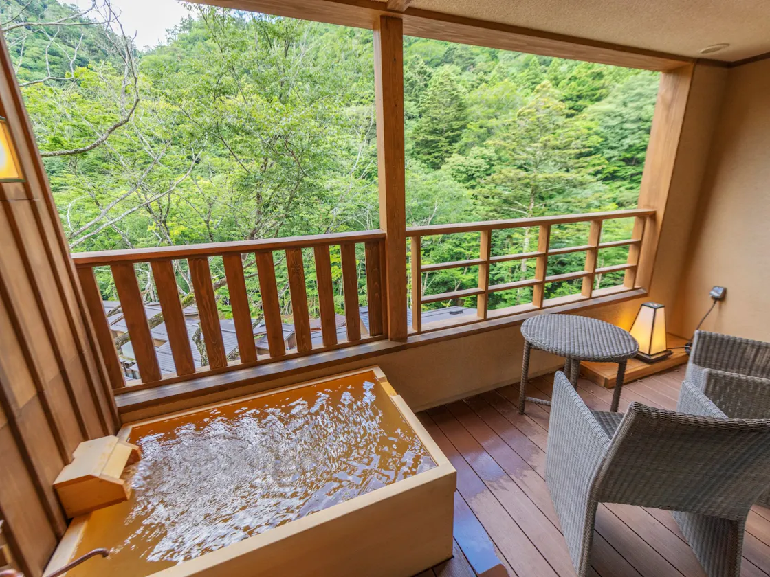 【本館客室露天風呂】