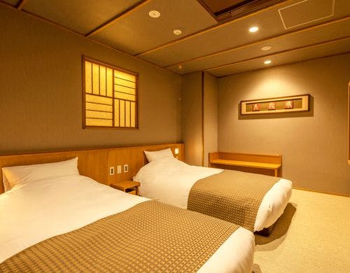 【本館フォース】