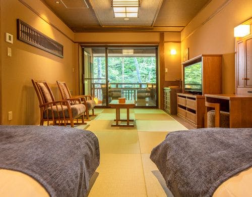 【離れツイン】