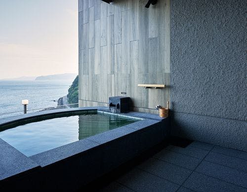 スイートルームの露天の一例