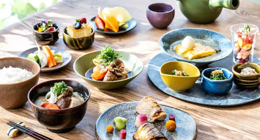 【早期折扣30】感受四季变迁与淡路岛壮丽自然的温泉(onsen)住宿<含早餐和休息室>