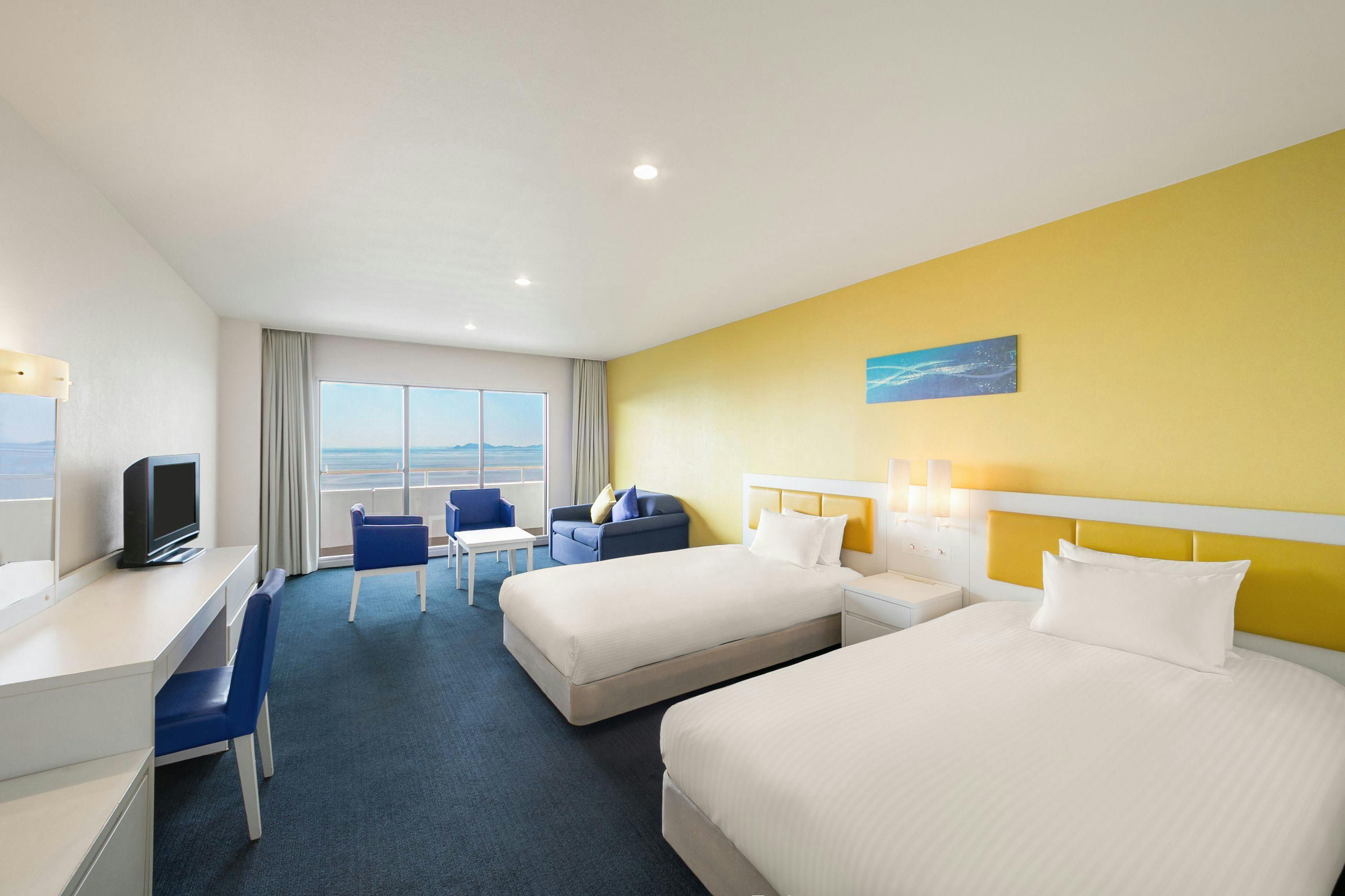 标准双床房（地中海风格）海侧