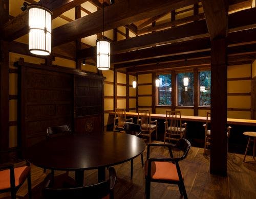 蔵のお食事処