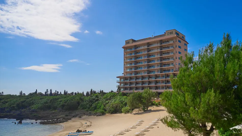 Hotel Shigira Mirage Beach Front