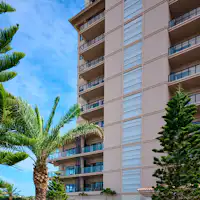 【ホテル外観】