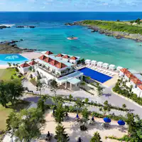 【シギラビーチサイドプール】