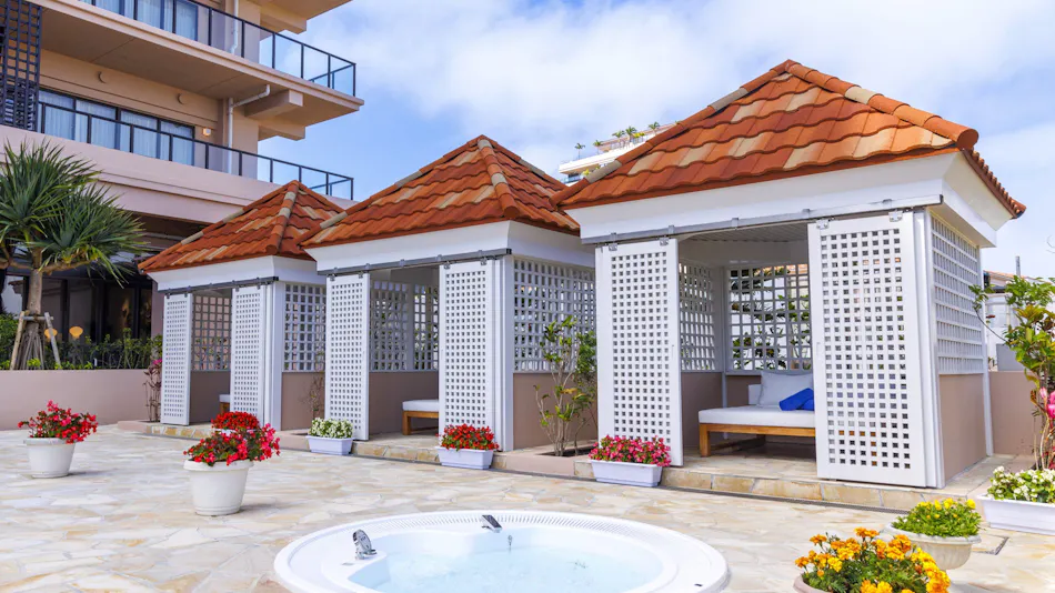 Hotel Shigira Mirage Beach Front