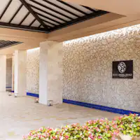 ホテルエントランス