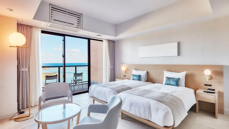 Hotel Shigira Mirage Beach Front