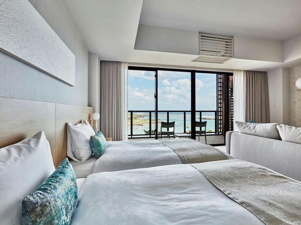 Hotel Shigira Mirage Beach Front