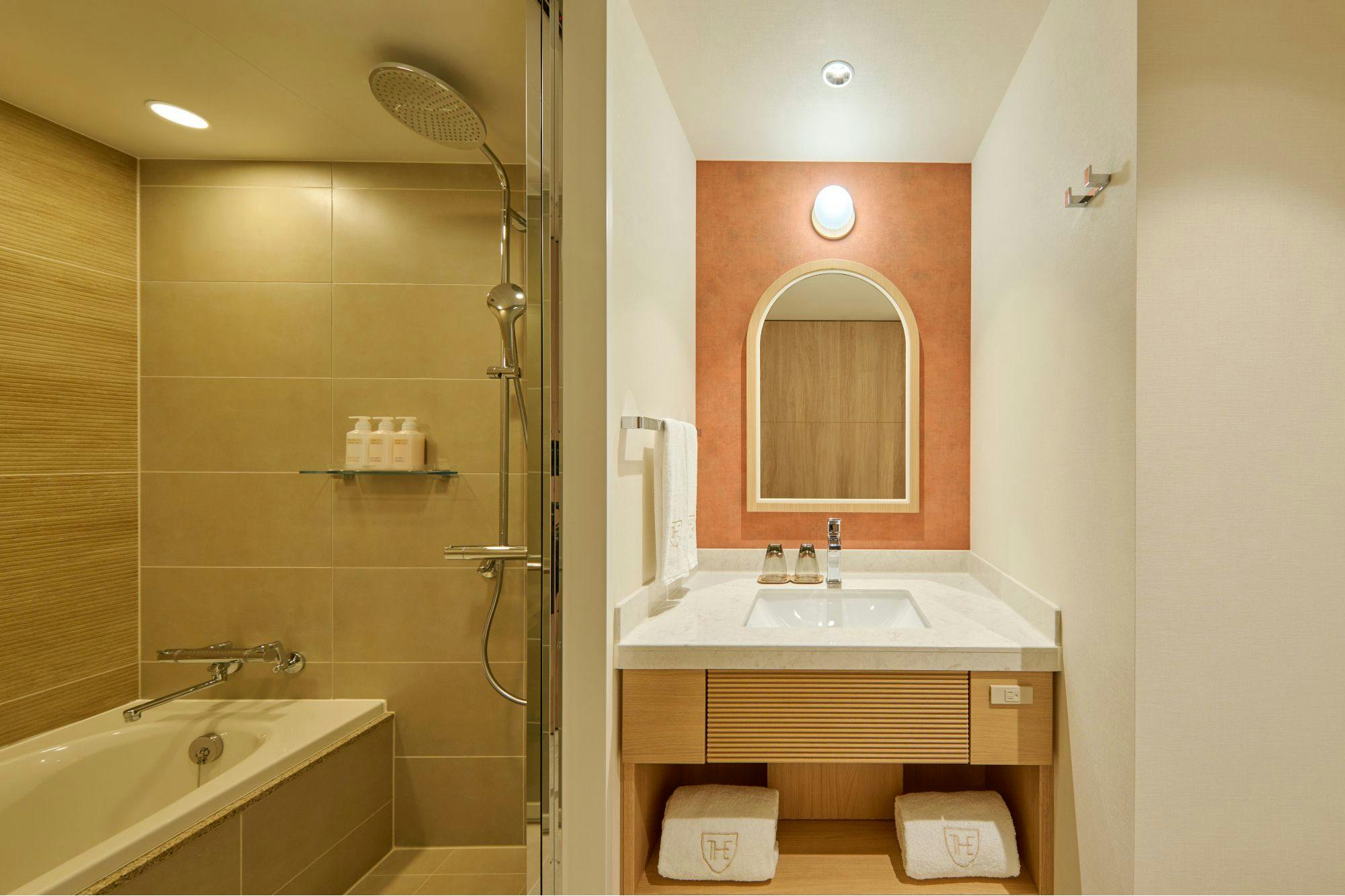 The Royal Park Hotel Ginza 6-chome