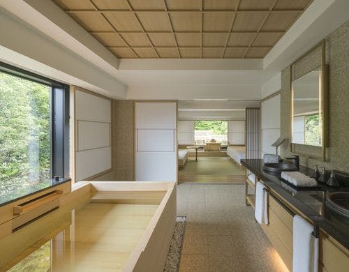 客室：バンヤンONSENリトリート