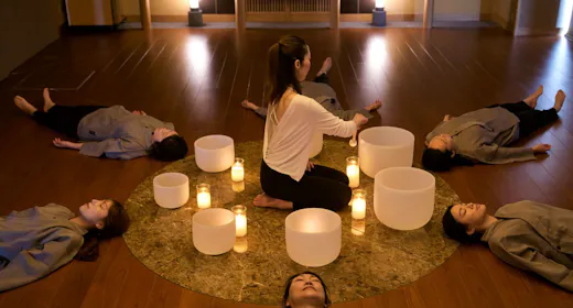 Yogaエクスペリエンス 落ち着いた空間でムーンライトリラクゼーションヨガ 朝食付き>