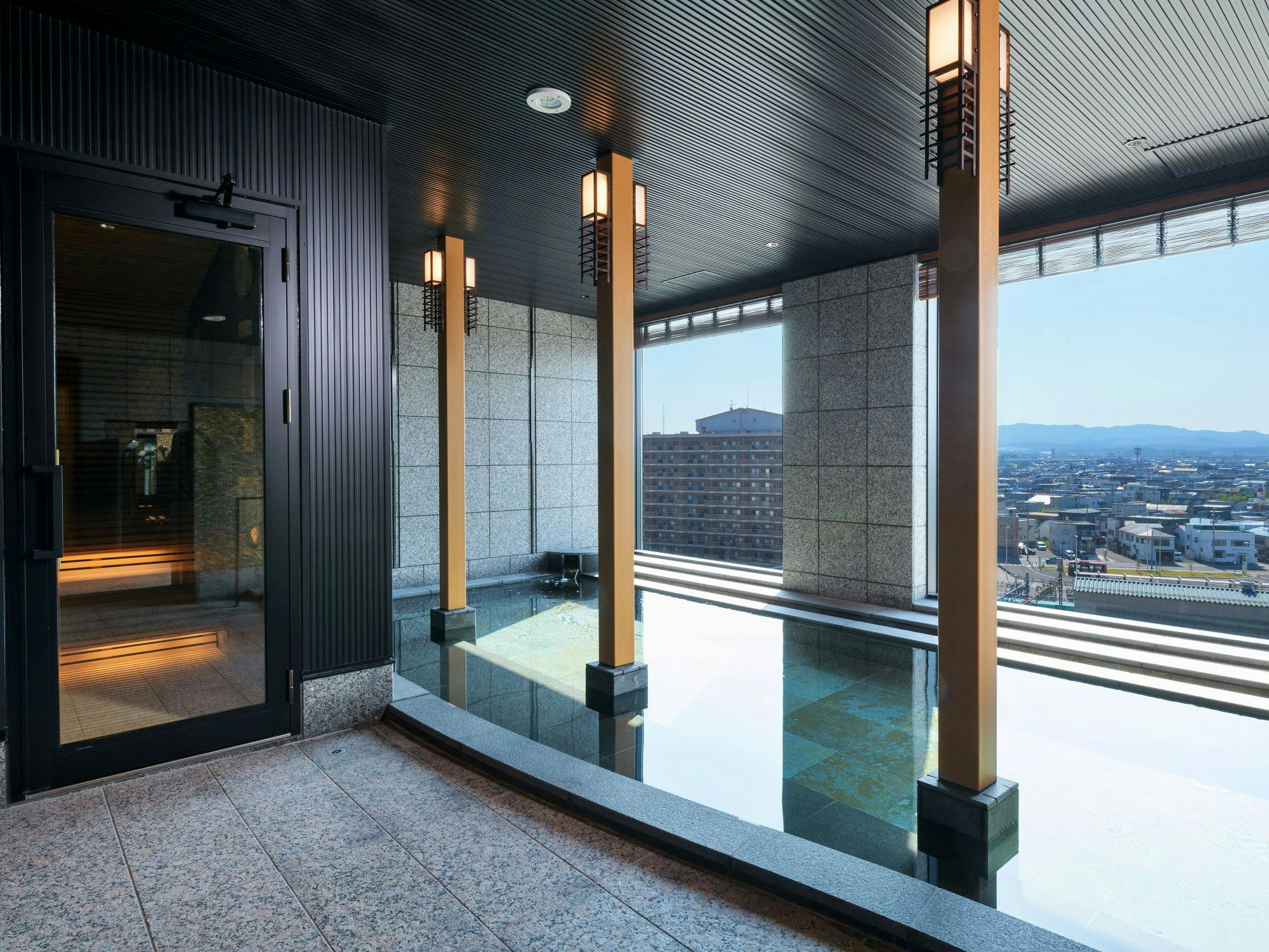 ReLabo　Medical Spa & Stay