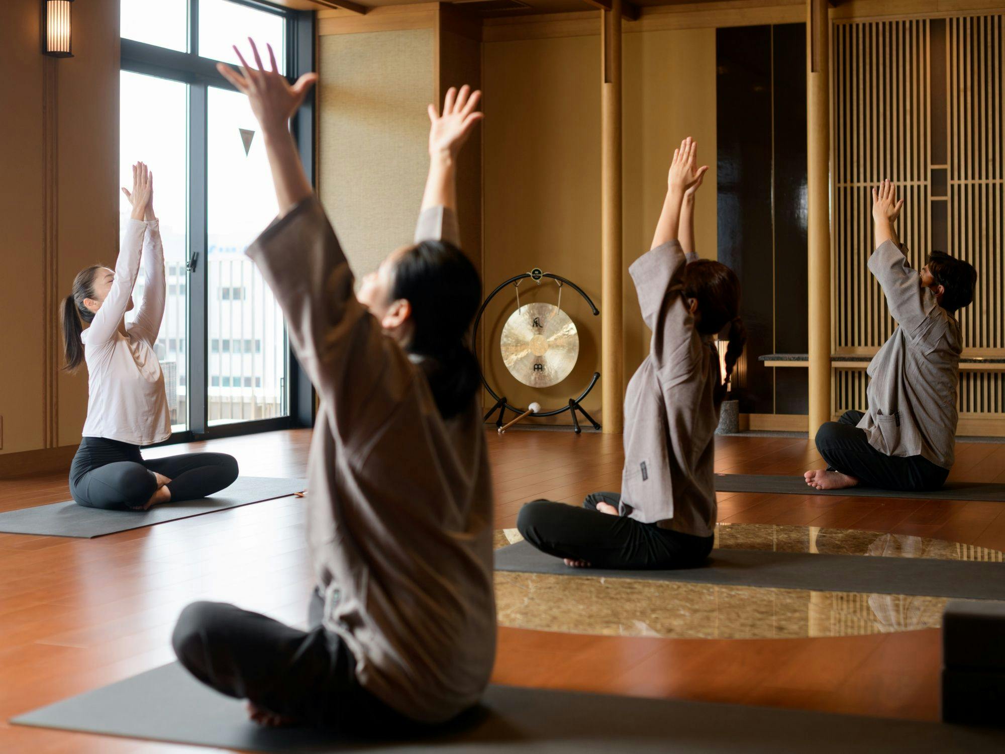 Yogaエクスペリエンス 自分を見つめなおすYogaFitパーソナルトレーニング 朝食付き＞