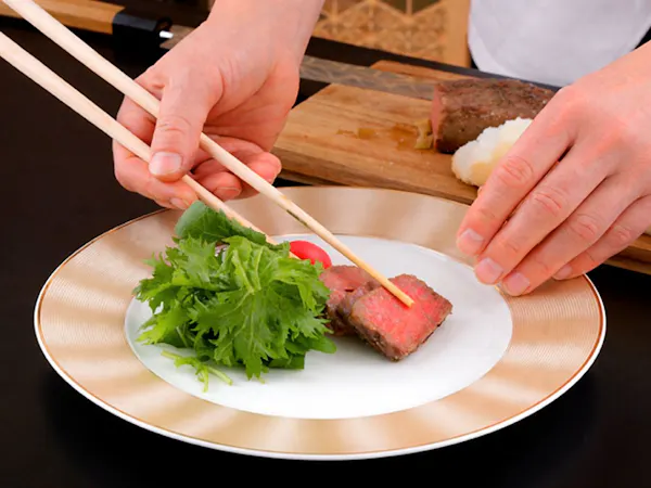 【料理長特別演出】【和食】料理長がお客様の目の前で… 季節の限定山海の饗宴【2食付き】