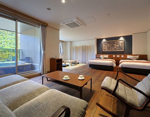 203 御影石露天風呂付の部屋です