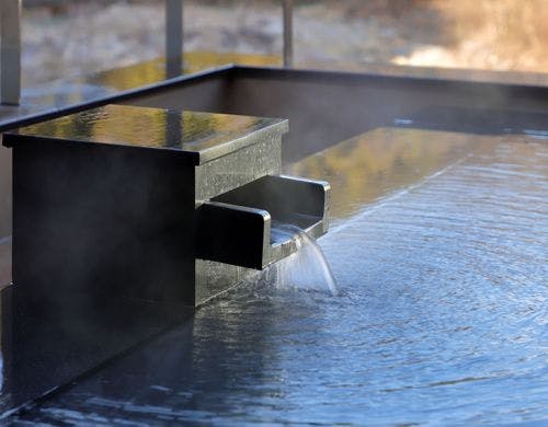 ONSEN KOKONOYU 「九湯」女性露天風呂