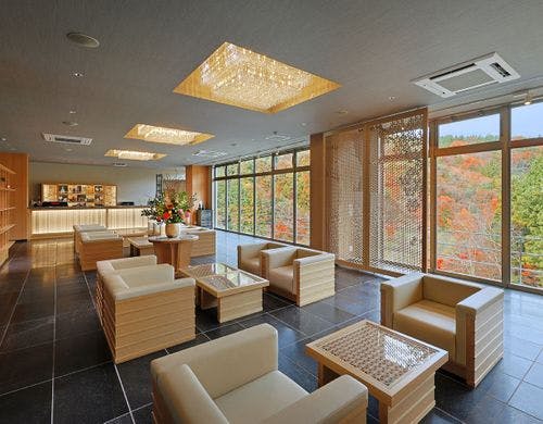 秋のロビーです。