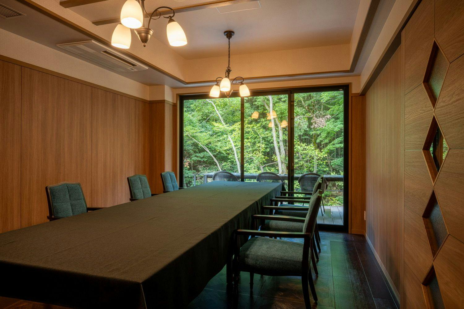 THE YUKAWA 一條支店