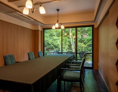 個室プライベートダイニング（テラス付）